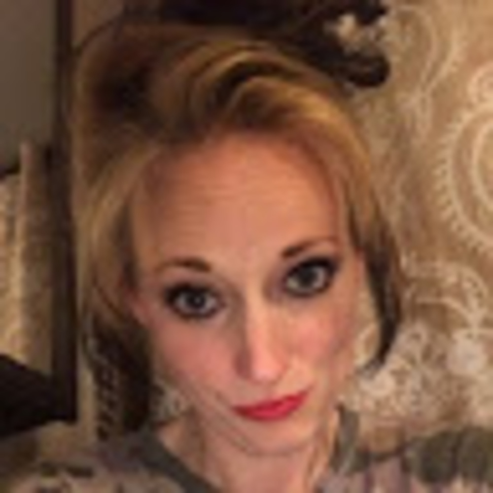 Meet your Posher, Holly